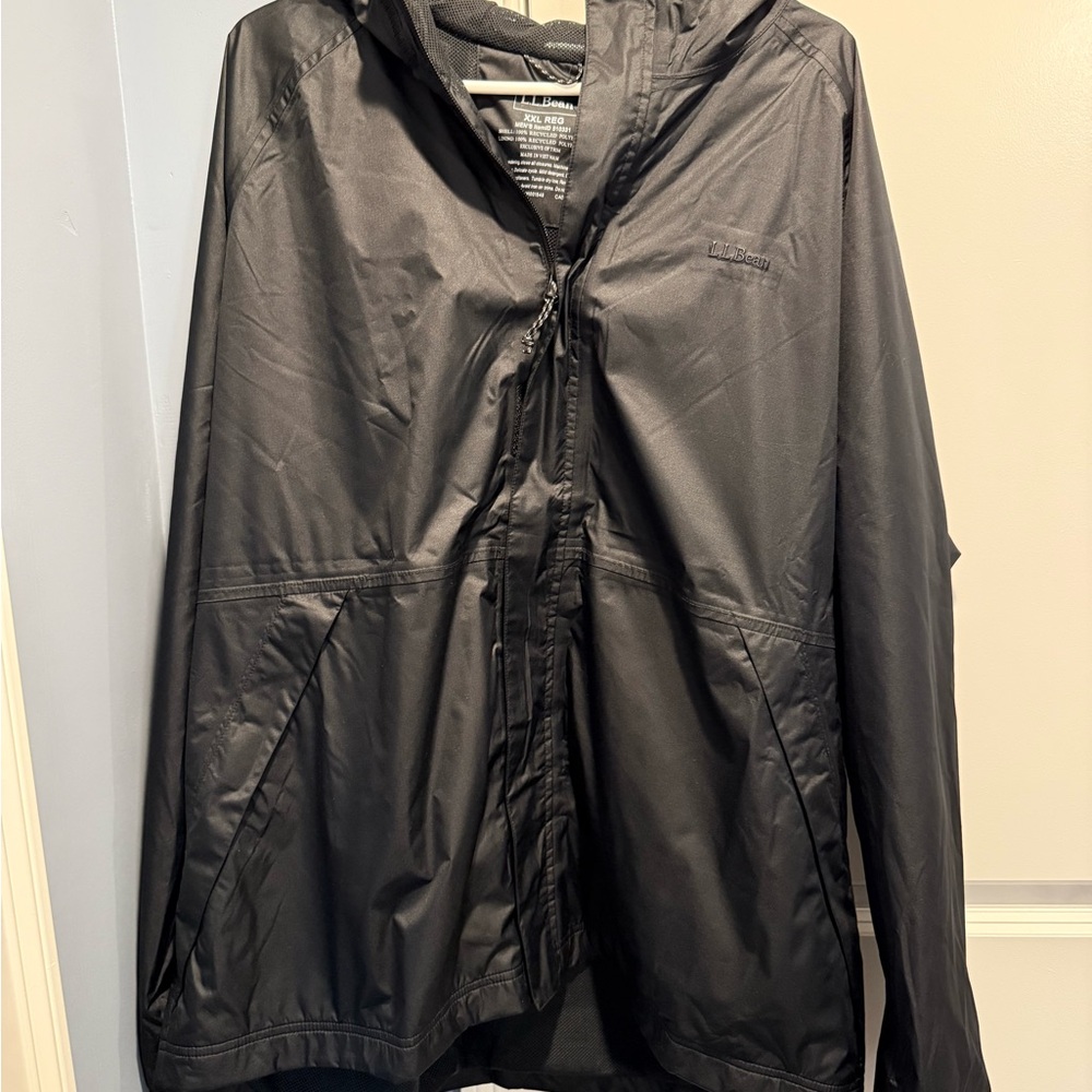 L.L. Bean Men's Black Raincoat